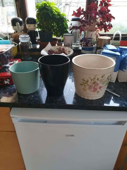 Photo of free Plant pots (Relubbus TR20) #1