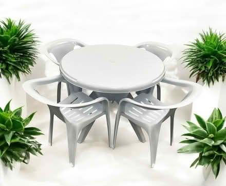 Photo of Plastic patio set (Mackwoth) #1