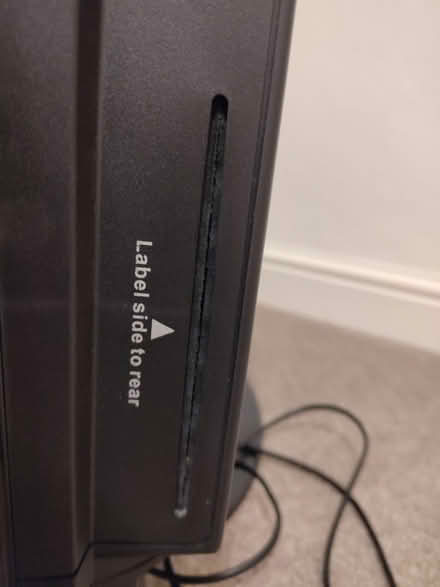 Photo of free TV with integrated DVD player (Stirling FK9) #3