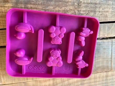 Photo of free X3 Fun Chocolate moulds (Northfield B31) #4