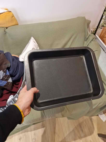 Photo of free Large Baking tray (SE16) #1