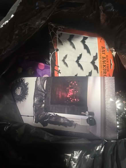 Photo of free Halloween decs (Cavendish DE23) #1