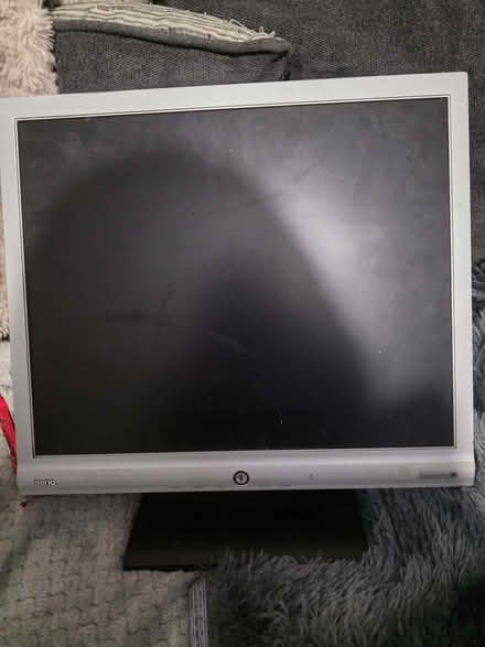 Photo of free Pc monitor (Cavendish DE23) #1