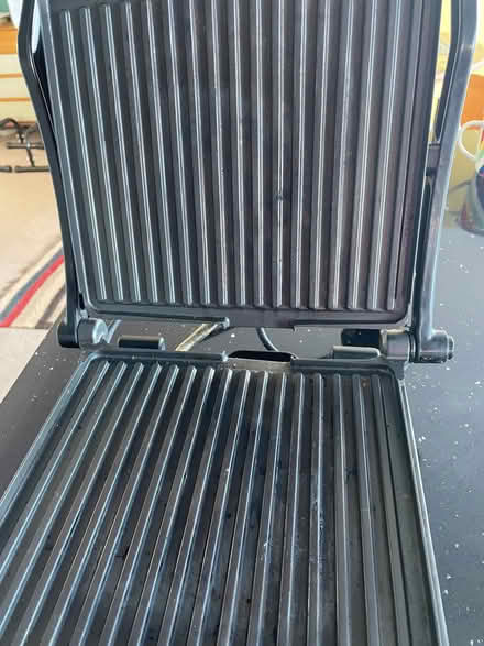 Photo of free grill for paninis /sandwiches (Bevendean BN2) #2
