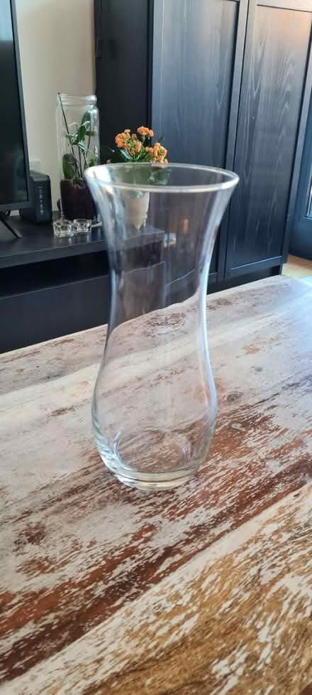 Photo of free Vase (SE17) #1