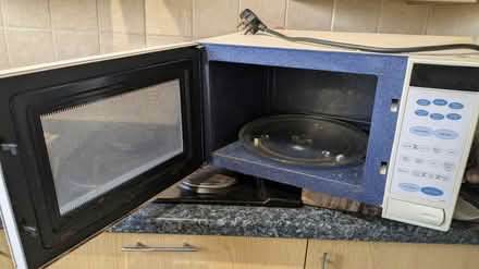 Photo of free Microwave (OX11 Didcot) #2