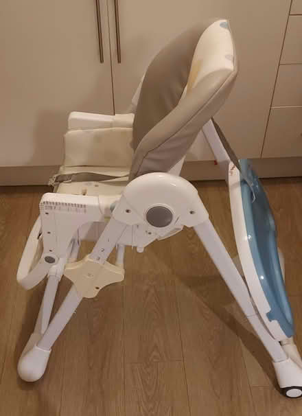 Photo of free Baby high chair (Bexley DA5) #2