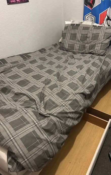 Photo of free Single bed (WA4) #1