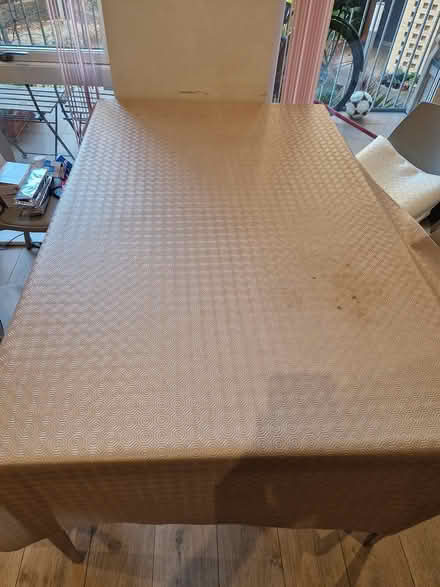 Photo of free Table protection layer (SE16) #1
