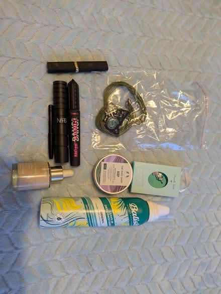 Photo of free Make up/jewellery (Barkingside IG6) #2