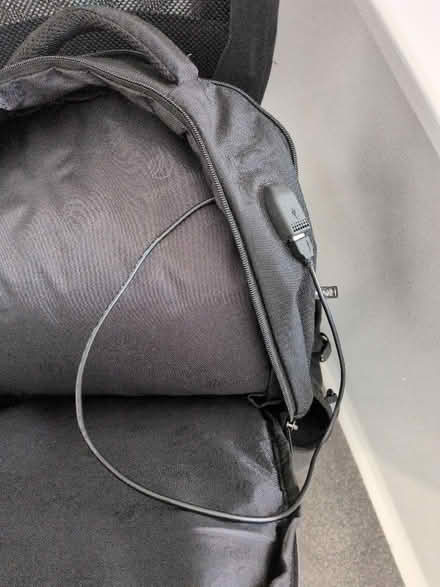 Photo of free Black laptop rucksack (Kenilworth CV8) #2