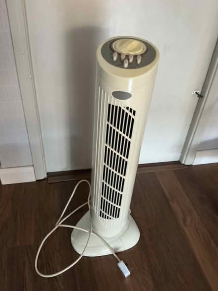 Photo of free Tower Fan (Ware SG12) #1