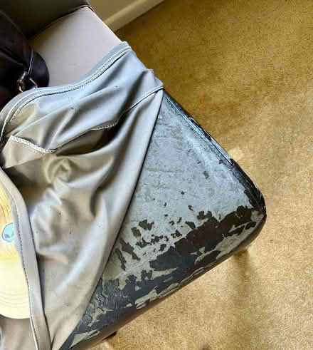 Photo of free 4 dining chairs (Ellerslie) #3