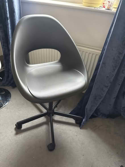 Photo of free IKEA desk chair on wheels (Isleworth, TW7) #1