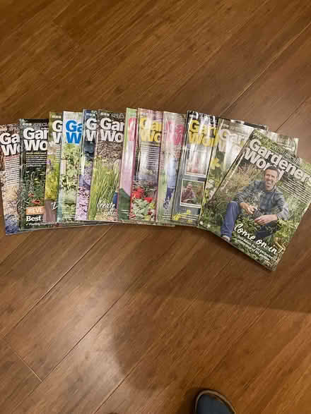 Photo of free gardeners world magazines (Old Road OX3) #3