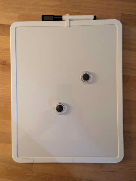 Photo of free Whiteboard, pen, magnets (Seattle Bitter Lake) #1