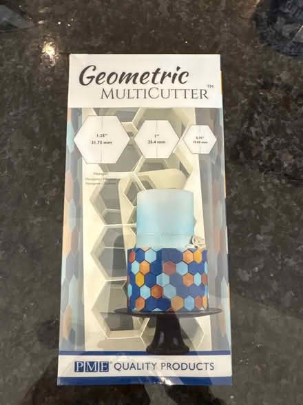 Photo of free Geometric cake cutter - new (Southfields SW19) #1