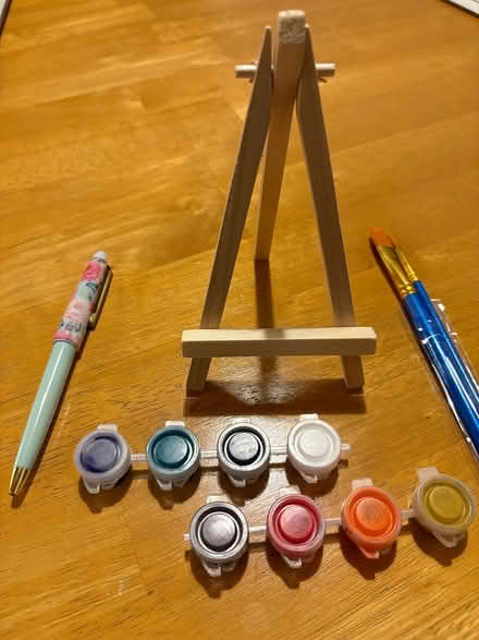 Photo of free Mini acrylic paint set (Queensway Terrace South) #1