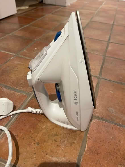 Photo of free BOSCH steam iron (PE32 2TD) #1