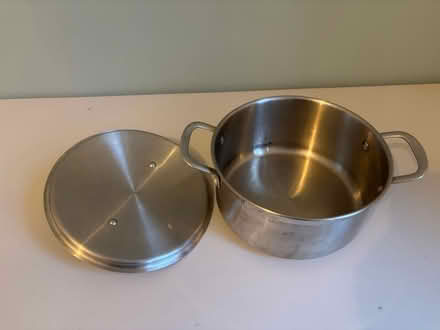 Photo of free Stainless steel stewpot and lid (Harrogate HG2) #1