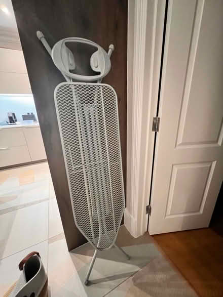 Photo of free Ironing board (Kew Gardens) #2