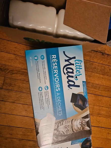 Photo of free 2 boxes of litter maid receptacles (Near the experimental farm) #2