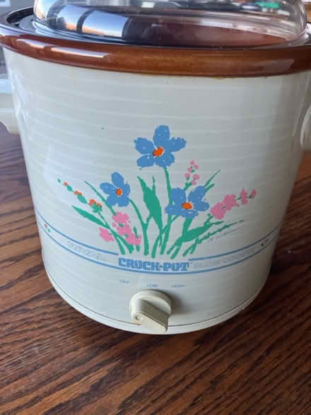 Photo of free Crock pot (North Golden) #1