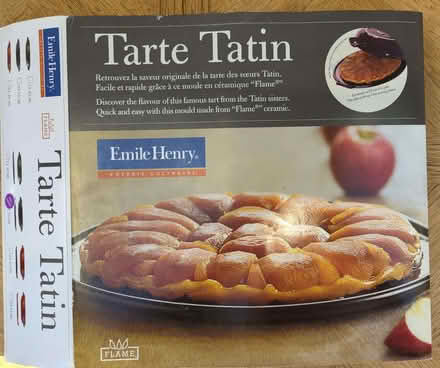 Photo of free Tarte Tatin Dish, 14" diameter (Napsbury AL2) #1