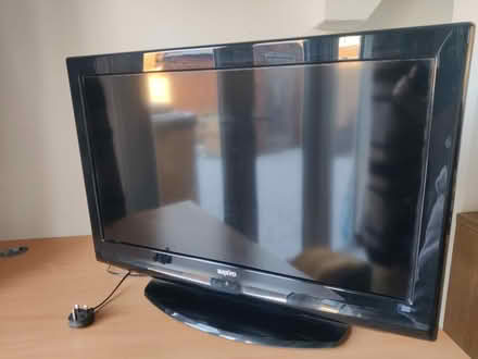 Photo of free Sanyo 32" TV with stand (Gloucester) #1