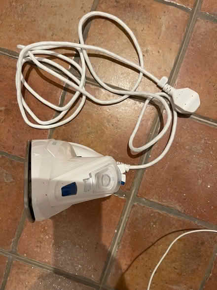 Photo of free BOSCH steam iron (PE32 2TD) #2