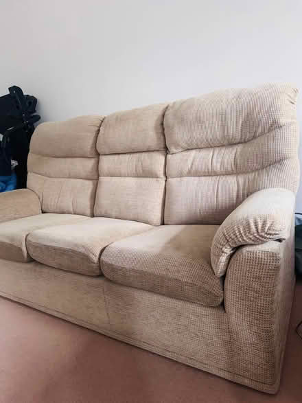 Photo of free 3 seats sofa (Flitwick MK45) #2