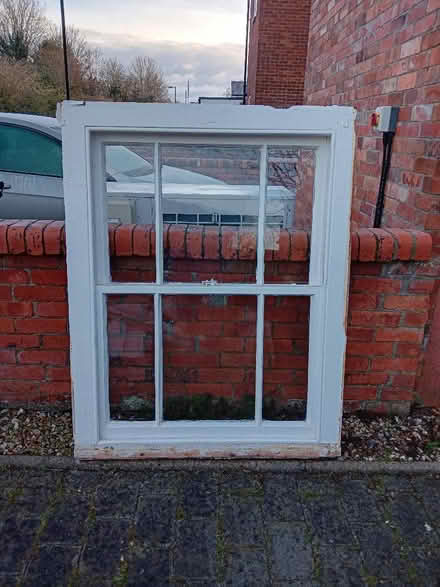 Photo of free Victorian sash window (Wells BA5) #1