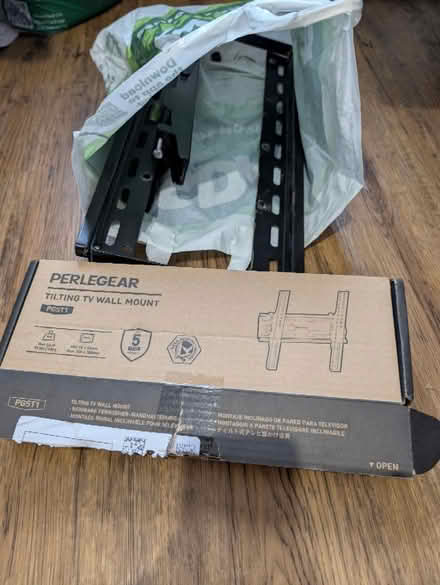 Photo of free TV wall mount 75mm-300mm sizes (Wallsend, NE28) #1