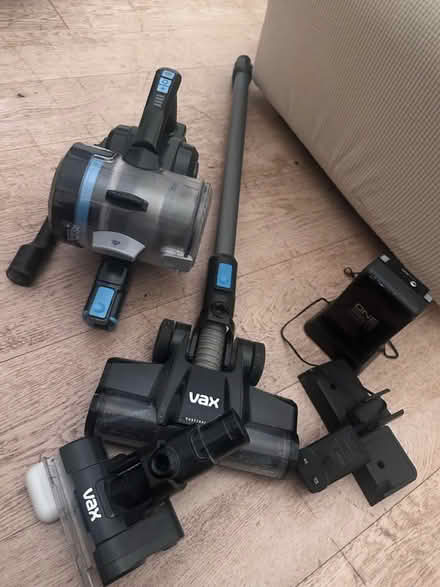 Photo of free Vax Vacuum Cleaner (SE21 West Dulwich) #1