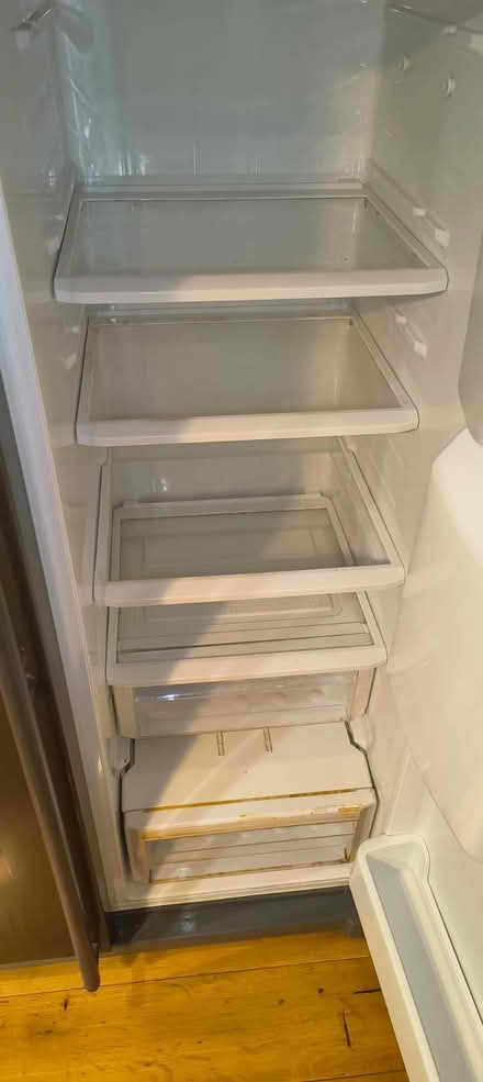 Photo of free American fridge freezer - works (Darley Dale DE4) #2