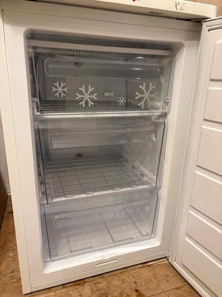 Photo of free ZANUSSI Under Counter Freezer (RG31 6RL) #3