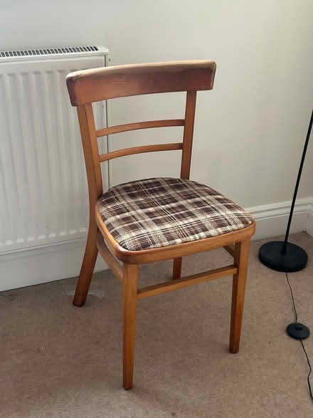 Photo of free Chair (Slough SL1) #1