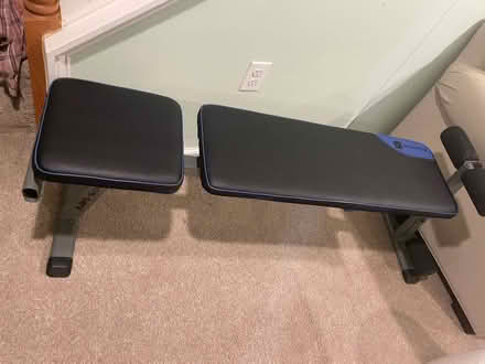 Photo of free bench press (Chevy Chase DC) #1