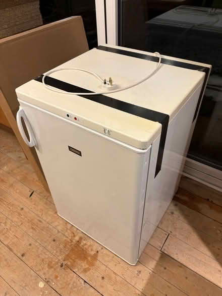 Photo of free ZANUSSI Under Counter Freezer (RG31 6RL) #2