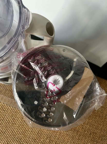 Photo of free Kenwood chopper and liquidiser (Old Town HP2) #3