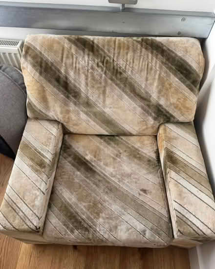 Photo of free Single arm chair (Shoreditch EC2A) #2