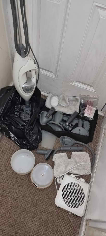 Photo of free Steam cleaner with accessories and Diffuser (Cringle Park M19) #1