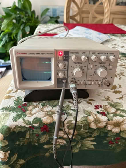 Photo of free 10 MHZ Oscilloscope (Clarksville Columbia area) #1