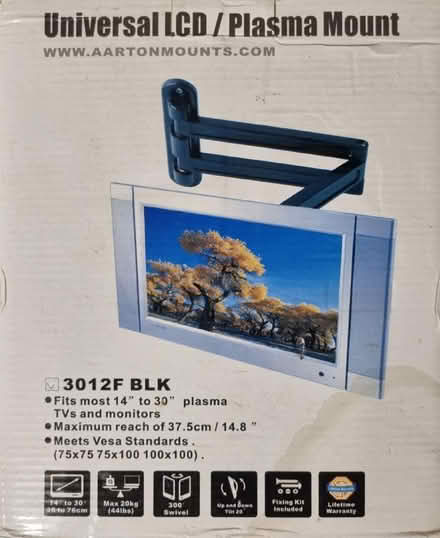 Photo of free Universal LCD/Plasma mount (Helmington Row DL15) #1