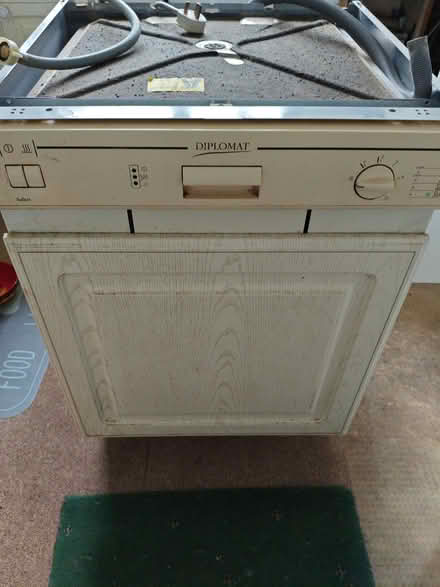 Photo of free Integrated dishwasher (Lewisham SE13) #2