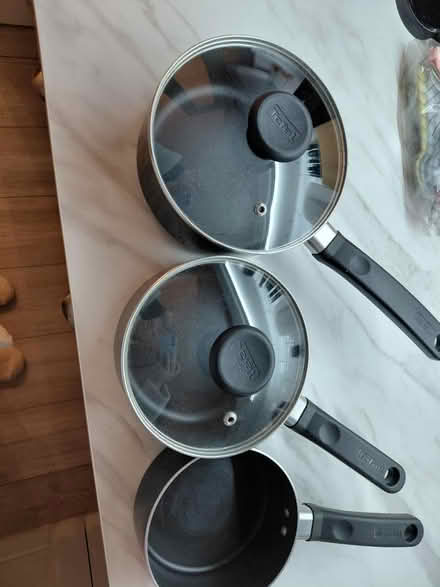 Photo of free X3 Tefal saucepans (Chessington KT9) #3