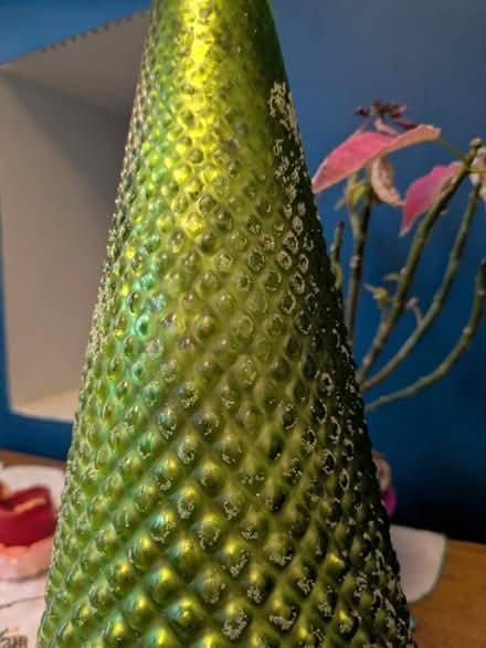 Photo of free Glass Christmas tree ornament (Heaton) #3