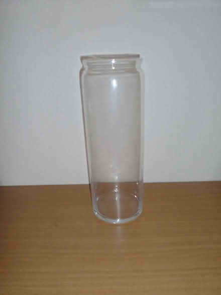 Photo of free Glass vase (Lower Earley RG6) #1