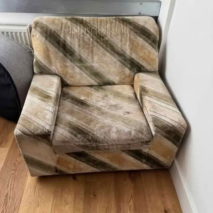Photo of free Single arm chair (Shoreditch EC2A) #3