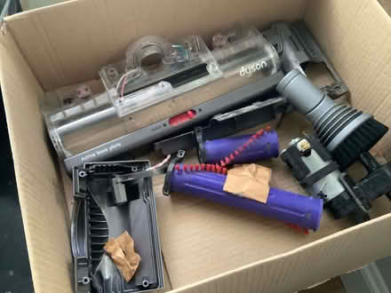 Photo of free dyson dc40 (Goring-by-Sea BN12) #1